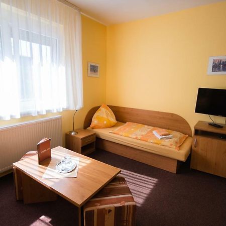 Penzion Ajda Liptovský Mikuláš Exteriör bild
