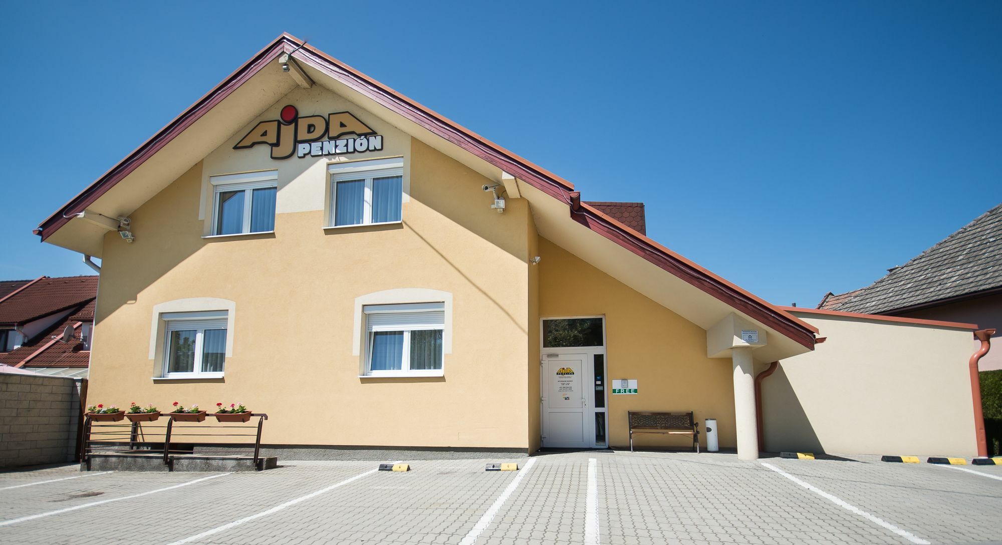 Penzion Ajda Liptovský Mikuláš Exteriör bild